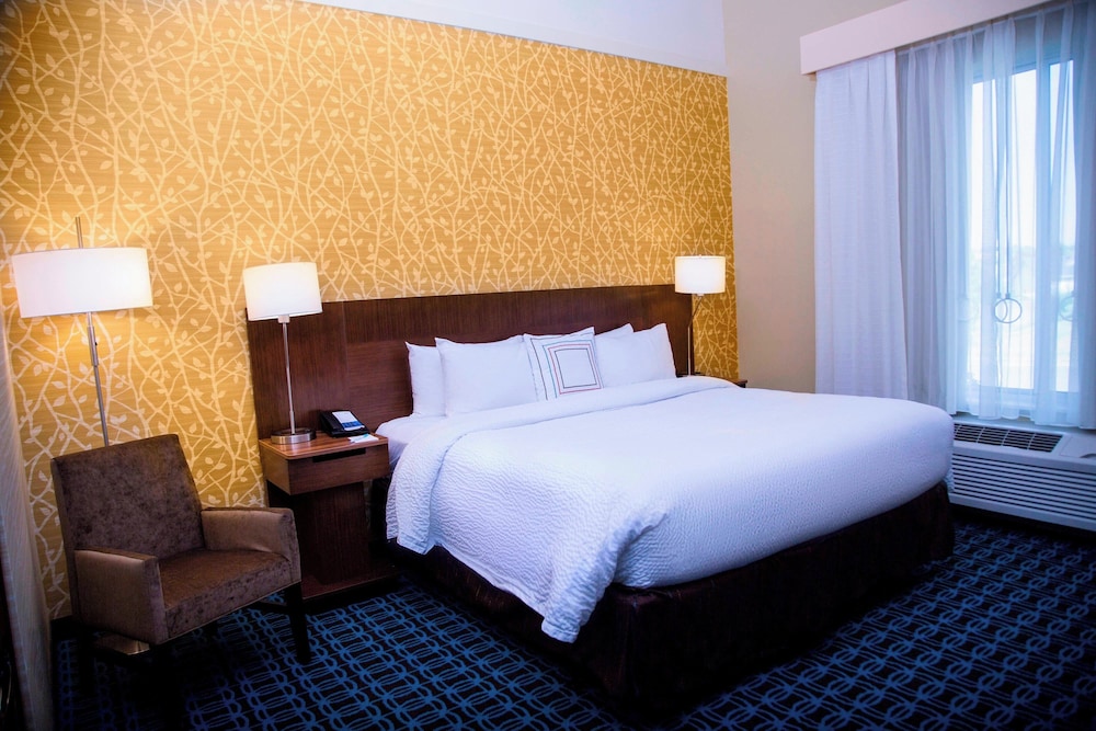Fairfield Inn and Suites by Marriott Pocatello - photo 8