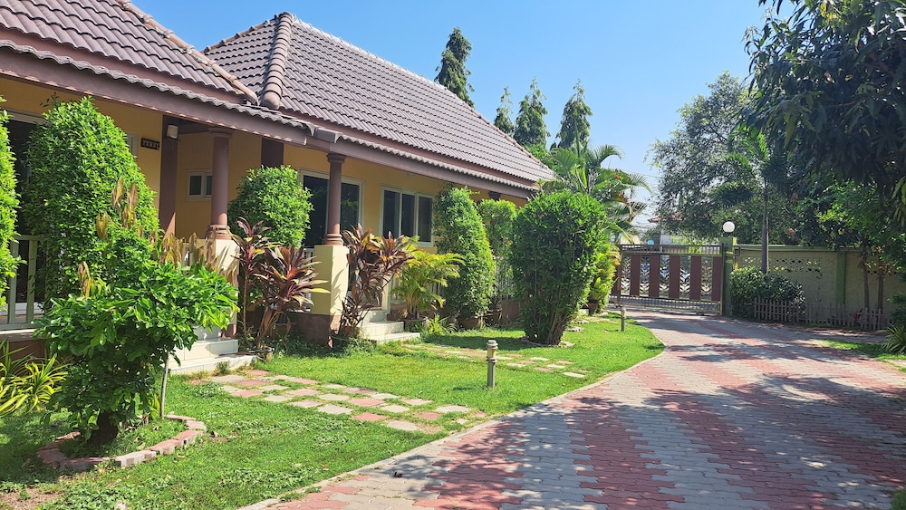 Baan Penny in Phra Nakhon Si Ayutthaya, Thailand