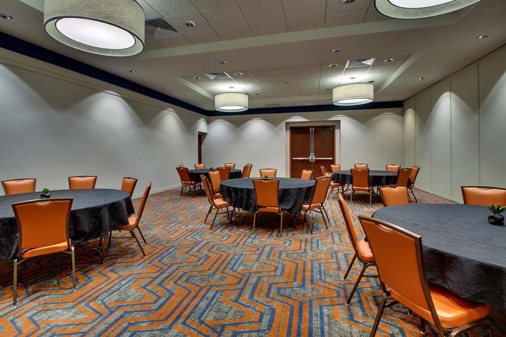 Drury Inn & Suites Iowa City Coralville - photo 61