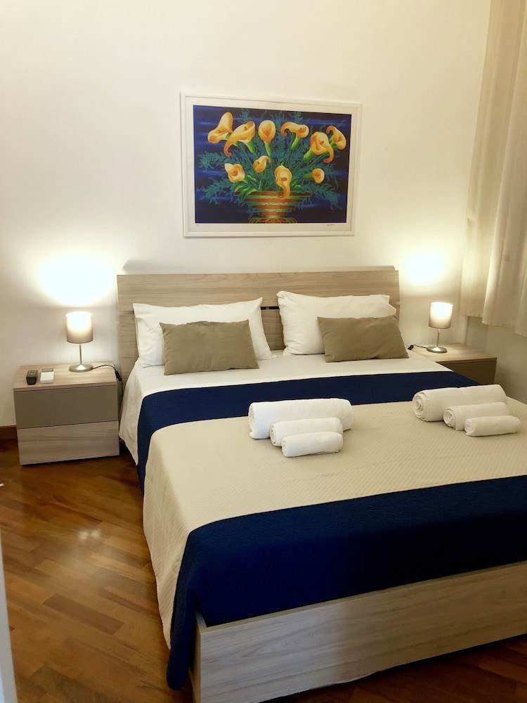 Casa Ina Palermo — 4-Star Luxury Hotel in Palermo, Italy