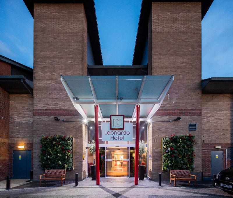 Leonardo London Heathrow Airport — hotel near London Heathrow Airport