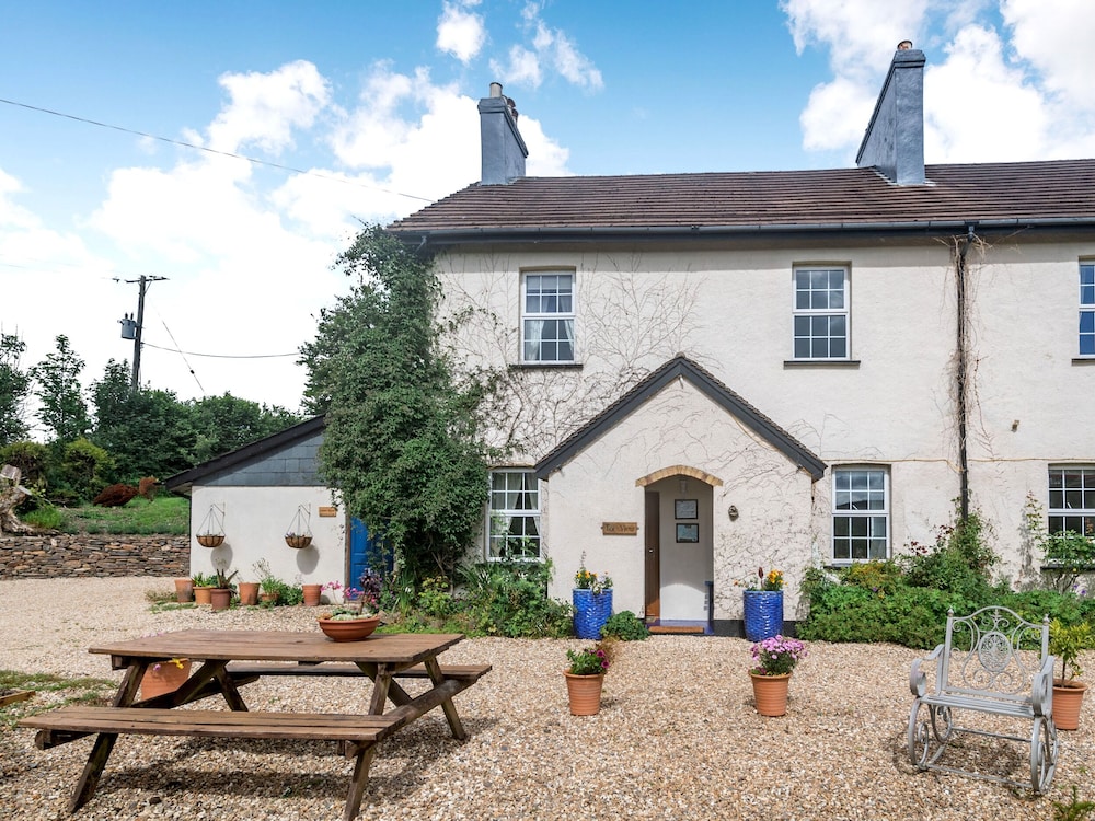 Tor View Fourwinds — 4-Star Luxury Hotel in Okehampton, United Kingdom