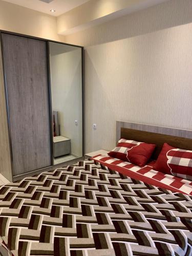 Apartment Three Bedroom In Saburtalo