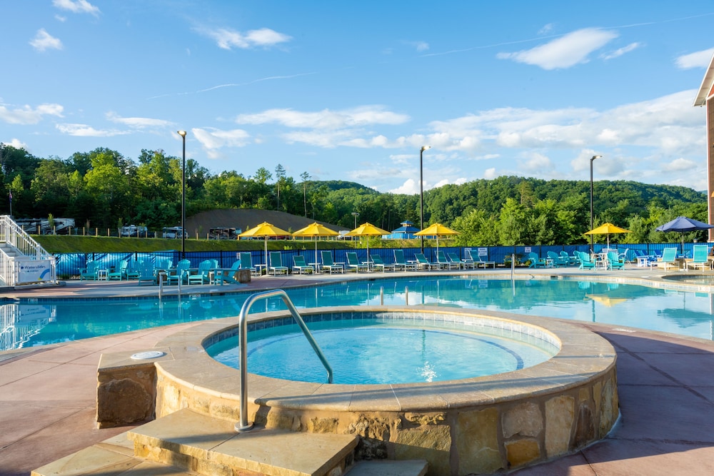 The Lodge at Camp Margaritaville - photo 20