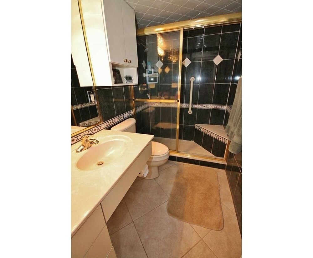Coronado Towers - photo 13