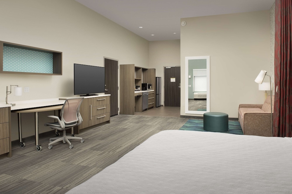 Home2 Suites by Hilton Clovis Fresno Airport - photo 11