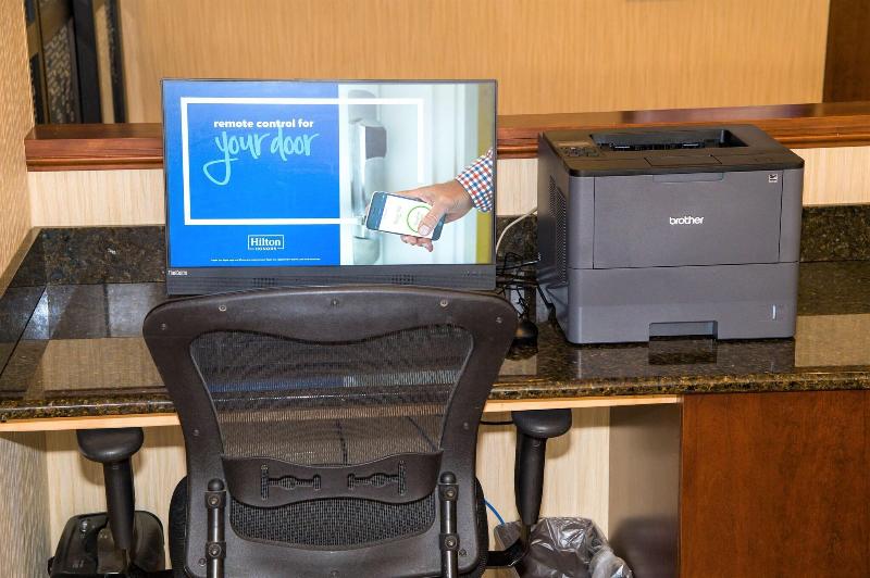 Hampton Inn Lewisburg - photo 100