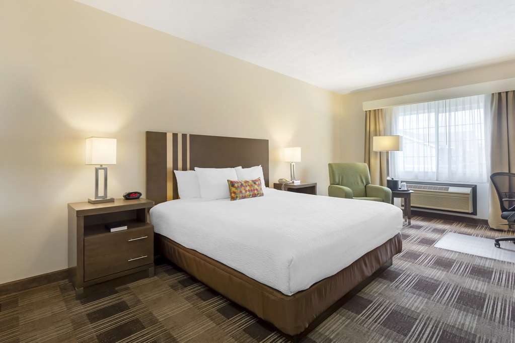 Best Western Plus The Inn at Horse Heaven - photo 6