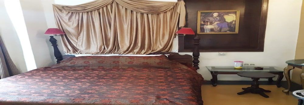 Hotel Chimney House in Ghaziabad, India