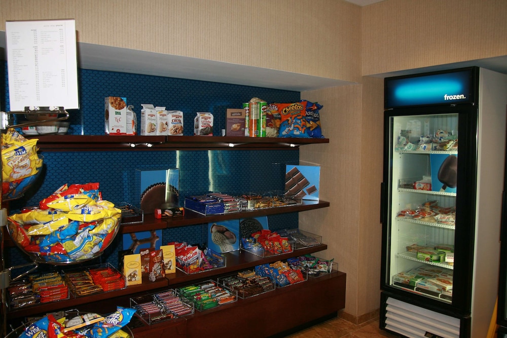 Hampton Inn & Suites Poughkeepsie - photo 46