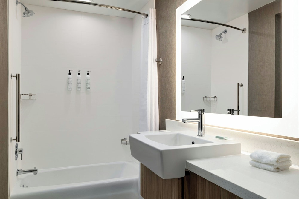 SpringHill Suites by Marriott Easton PA - photo 13