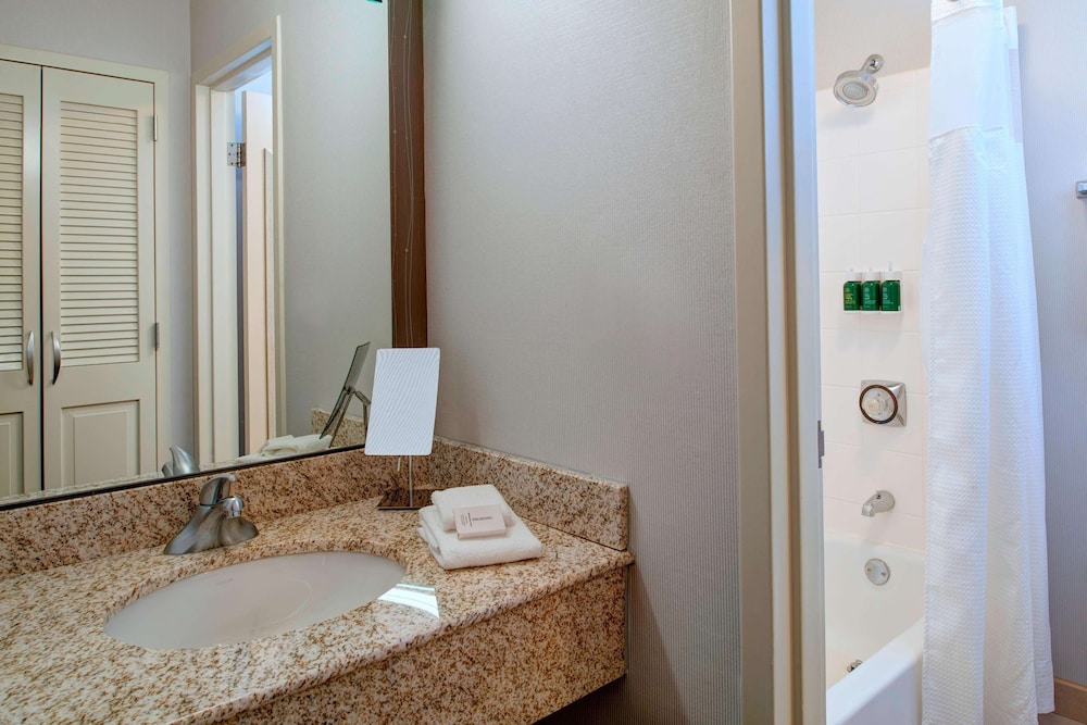 Sonesta Select Kansas City Airport Tiffany Springs - photo 16