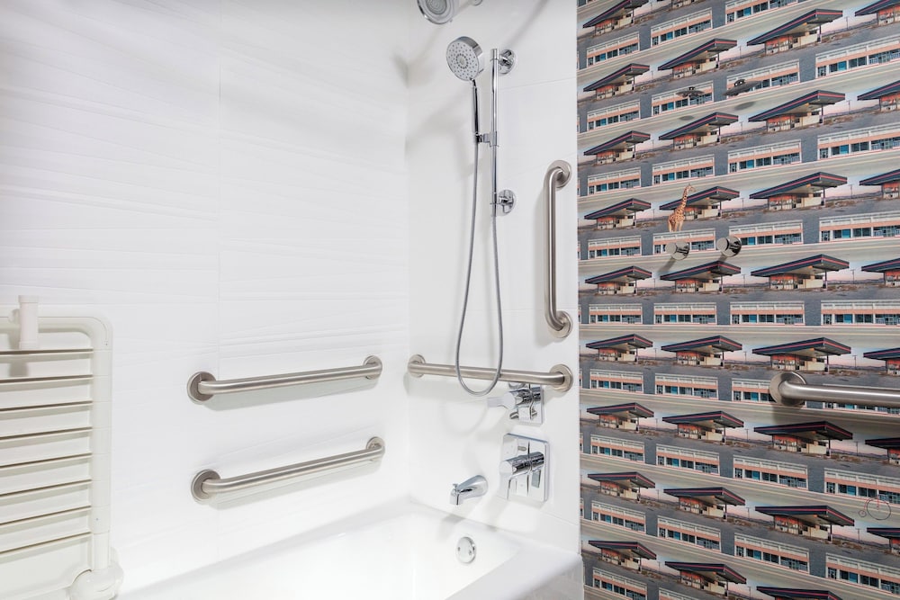 Aloft Atlanta at The Battery Atlanta - photo 5