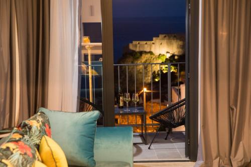 Royal fort Horizon