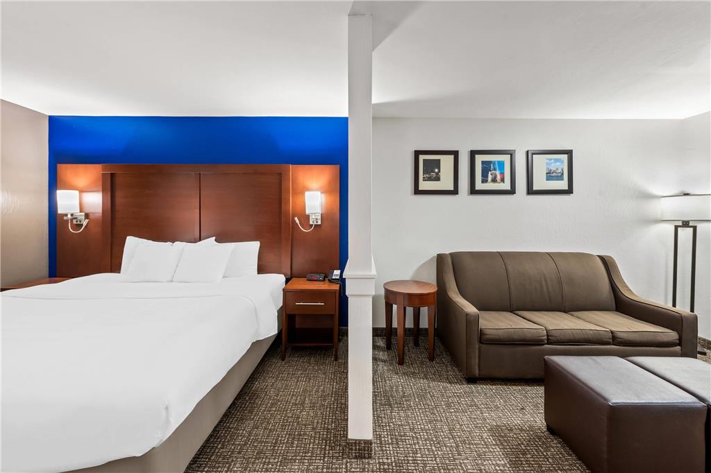 Comfort Inn & Suites Fairborn near Wright Patterson AFB - photo 44