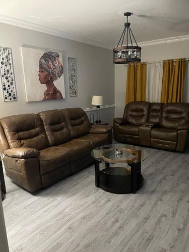 Rafeal — 4-Star Luxury Hotel in Houston, United States