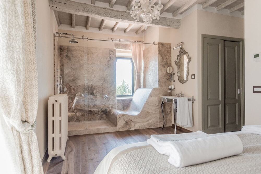 San Martino Apartments By Mmega — 4-Star Luxury Hotel in Greve In Chianti, Italy