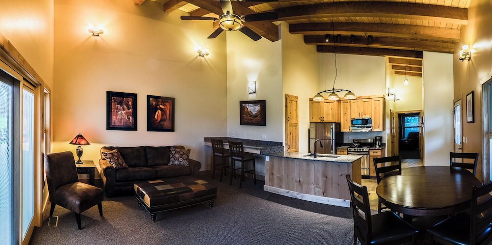 Boulder Mountain Lodge - photo 7