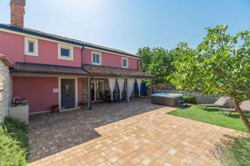 Holiday home in Porec Istrien 43261 — 4-Star Luxury Hotel in Porec, Croatia