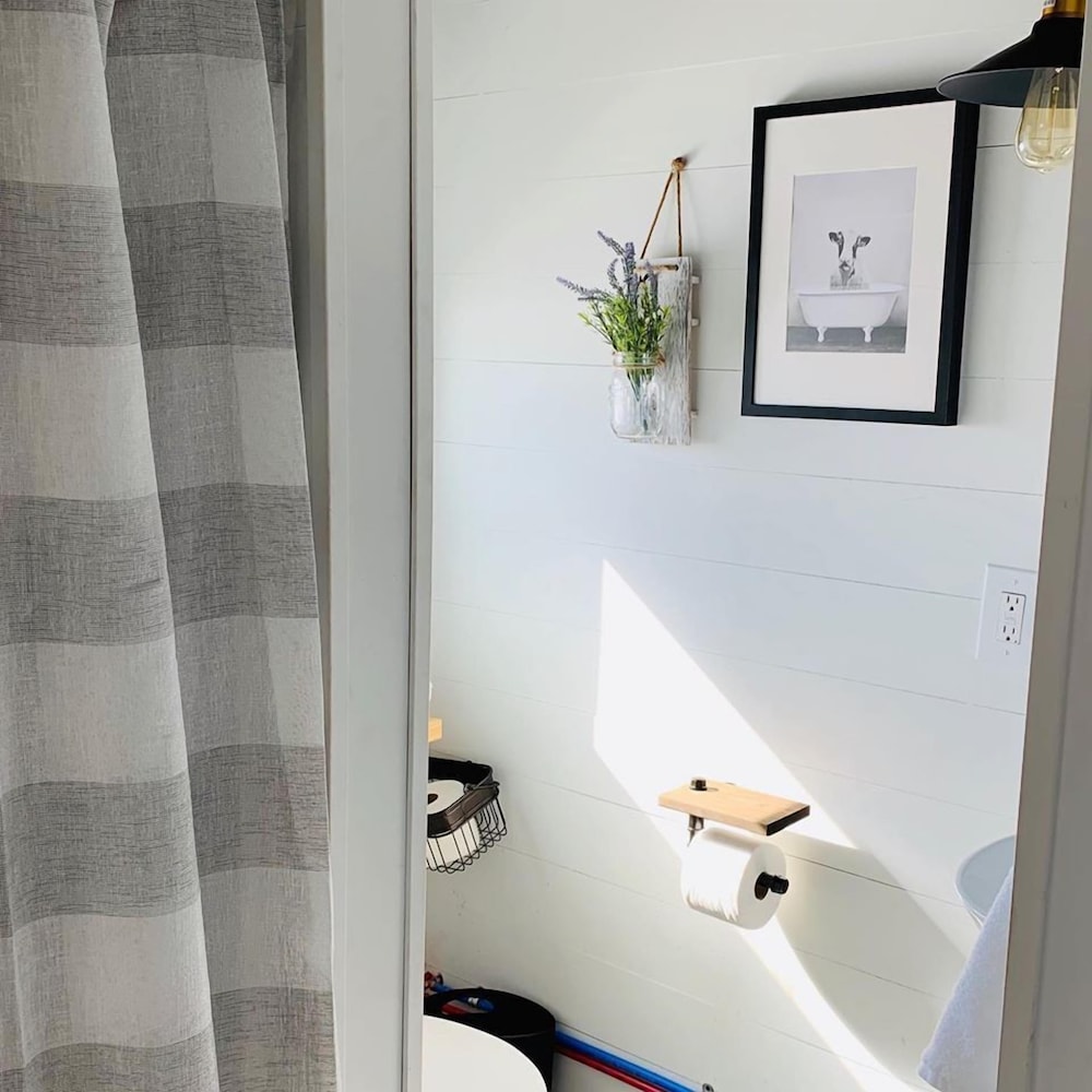 Trail and Hitch Tiny Home Hotel and RV - photo 75