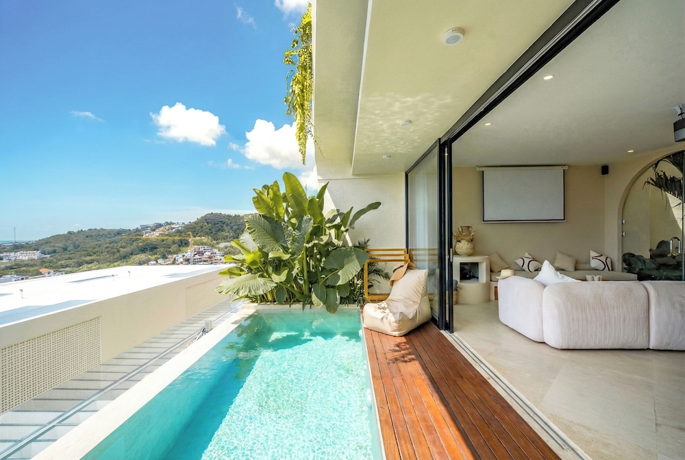 Villa Juno Uluwatu — 4-Star Luxury Hotel in Pecatu, Indonesia
