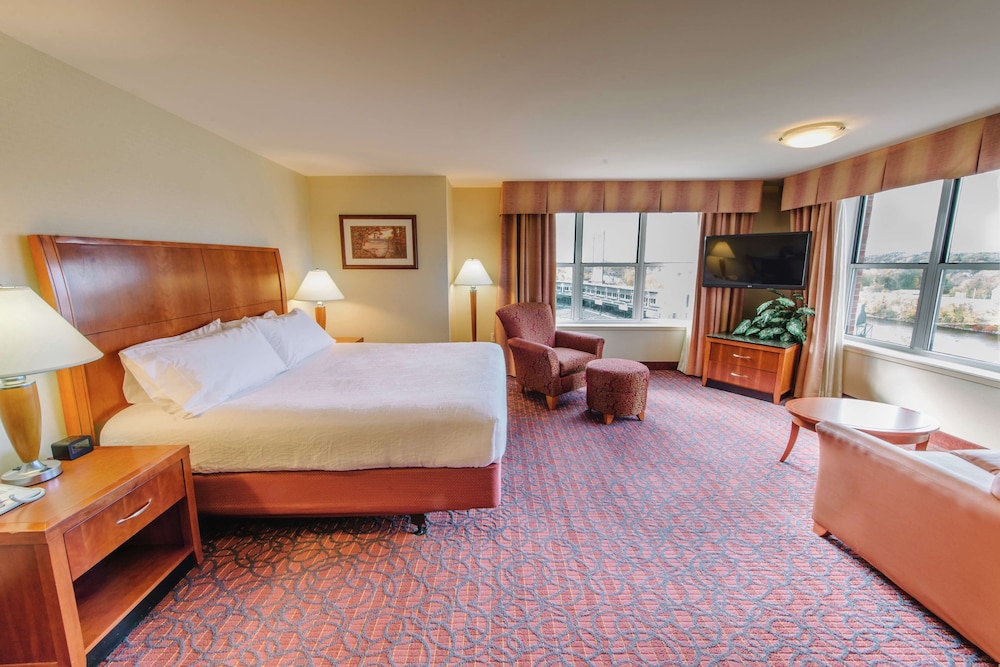 Hilton Garden Inn Manchester Downtown - photo 8