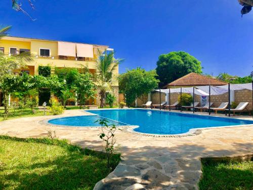 Flametree Beach Homes — 4-Star Luxury Hotel in Mombasa, Kenya