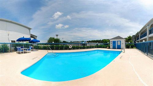 America's Best Inn Siler City - photo 7