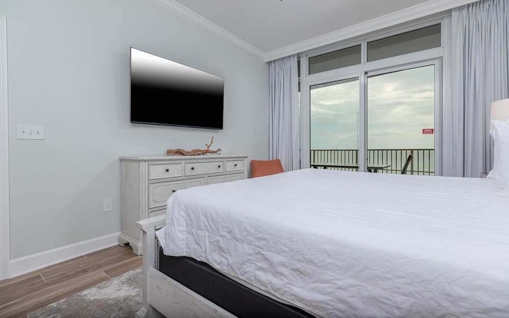 Phoenix Gulf Towers 704 4 Bedroom Condo - photo 6