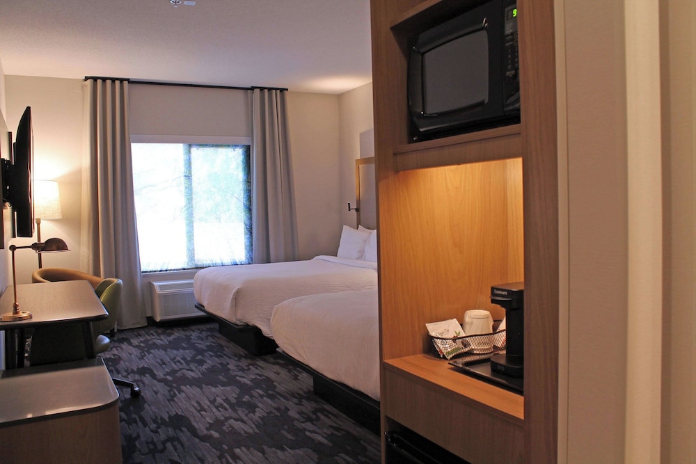 Fairfield Inn & Suites by Marriott St. Louis South - photo 19