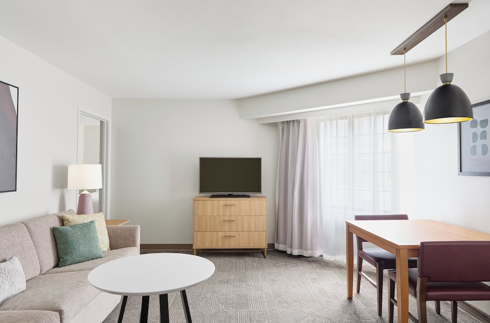 Staybridge Suites Downtown Peoria by IHG - photo 10