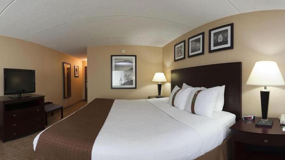 Holiday Inn Cleveland S Independence by IHG - photo 7