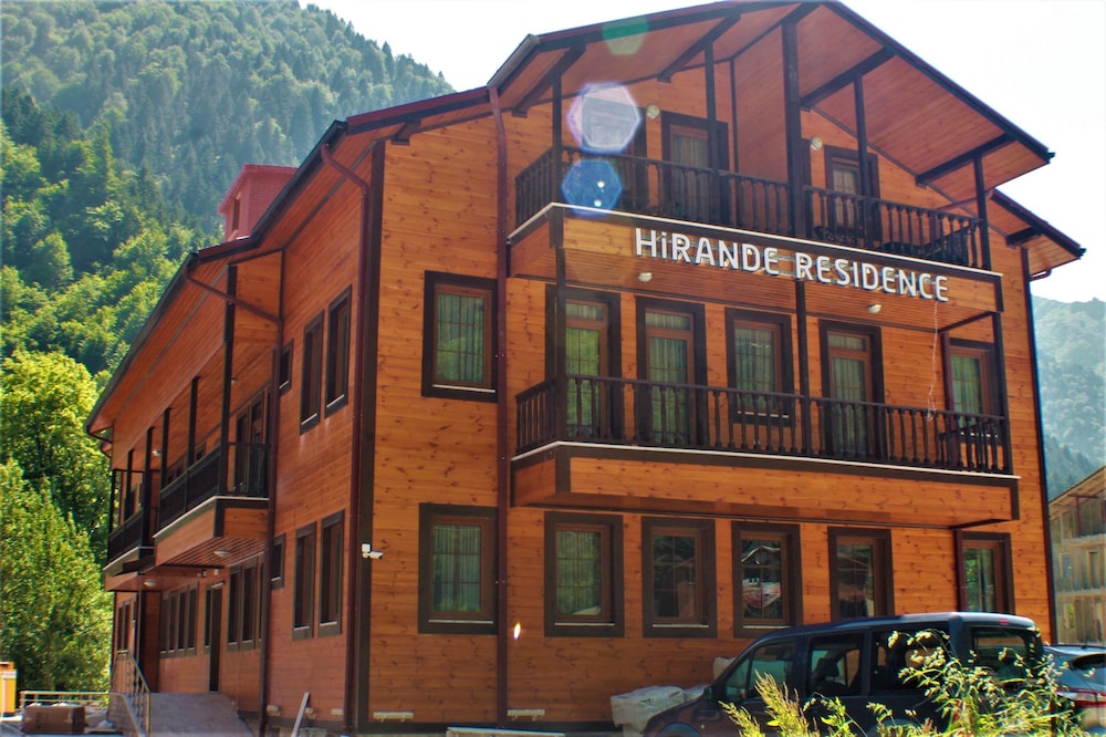Hirande Otel in Caykara, Turkey