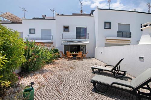 V3 Lota Village 32 — hotel in Manta Rota