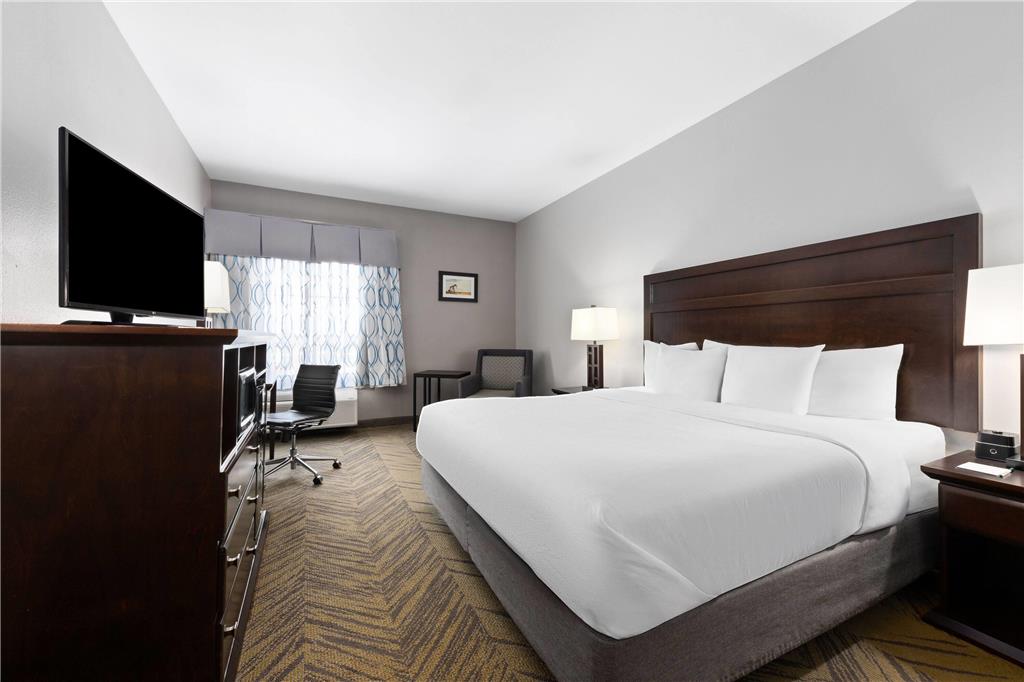 La Quinta Inn & Suites by Wyndham Brookshire West Katy - photo 19