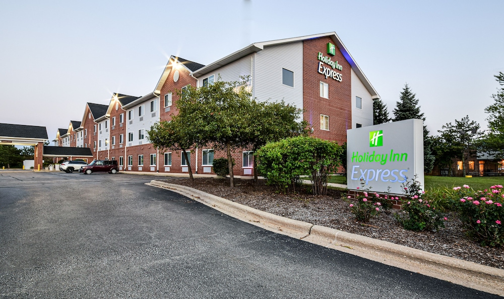 Holiday Inn Express Chicago NW Vernon Hills by IHG - photo 44