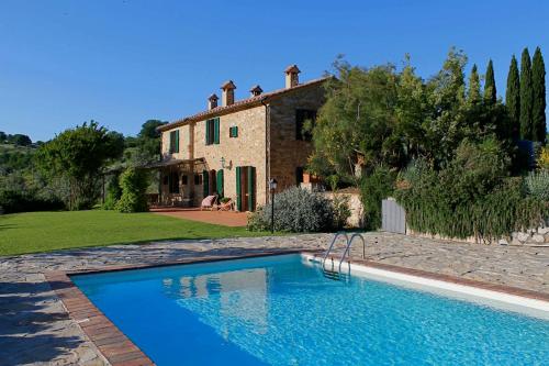Scansano Country House — 4-Star Luxury Hotel in Magliano In Toscana, Italy