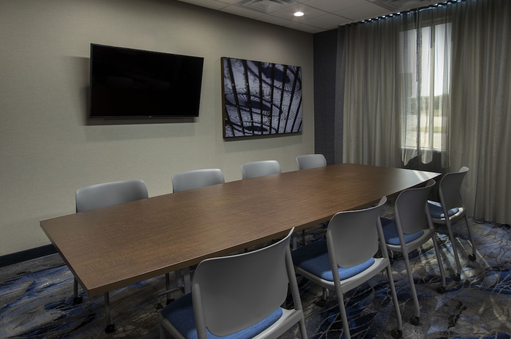 Fairfield Inn & Suites Duncan - photo 55