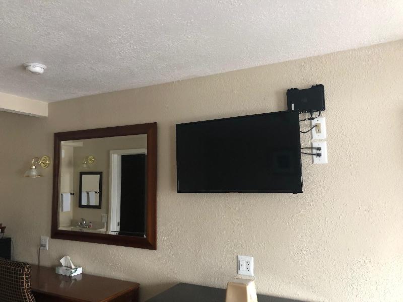 Knights Inn Harrisonville - photo 9