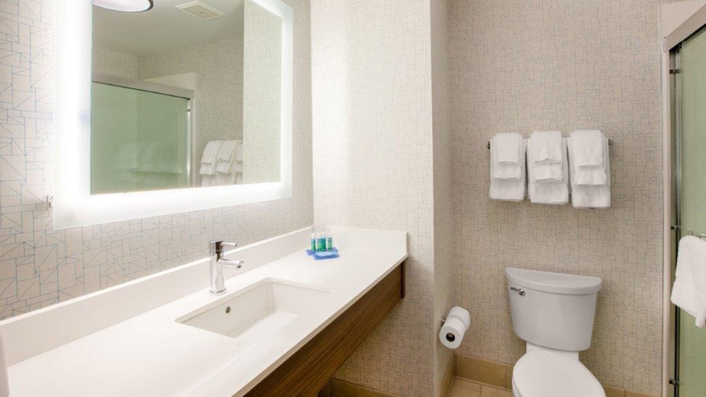 Holiday Inn Express and Suites Walterboro I 95 - photo 6