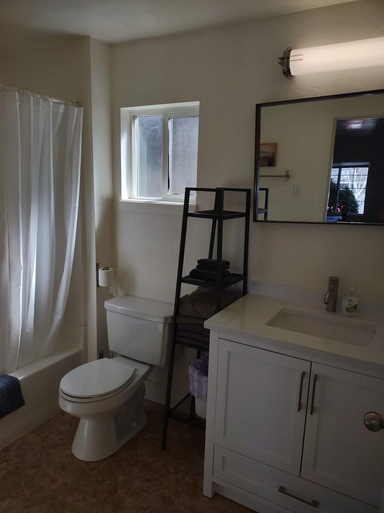 Hood River Suites Apartment Hotel - photo 51