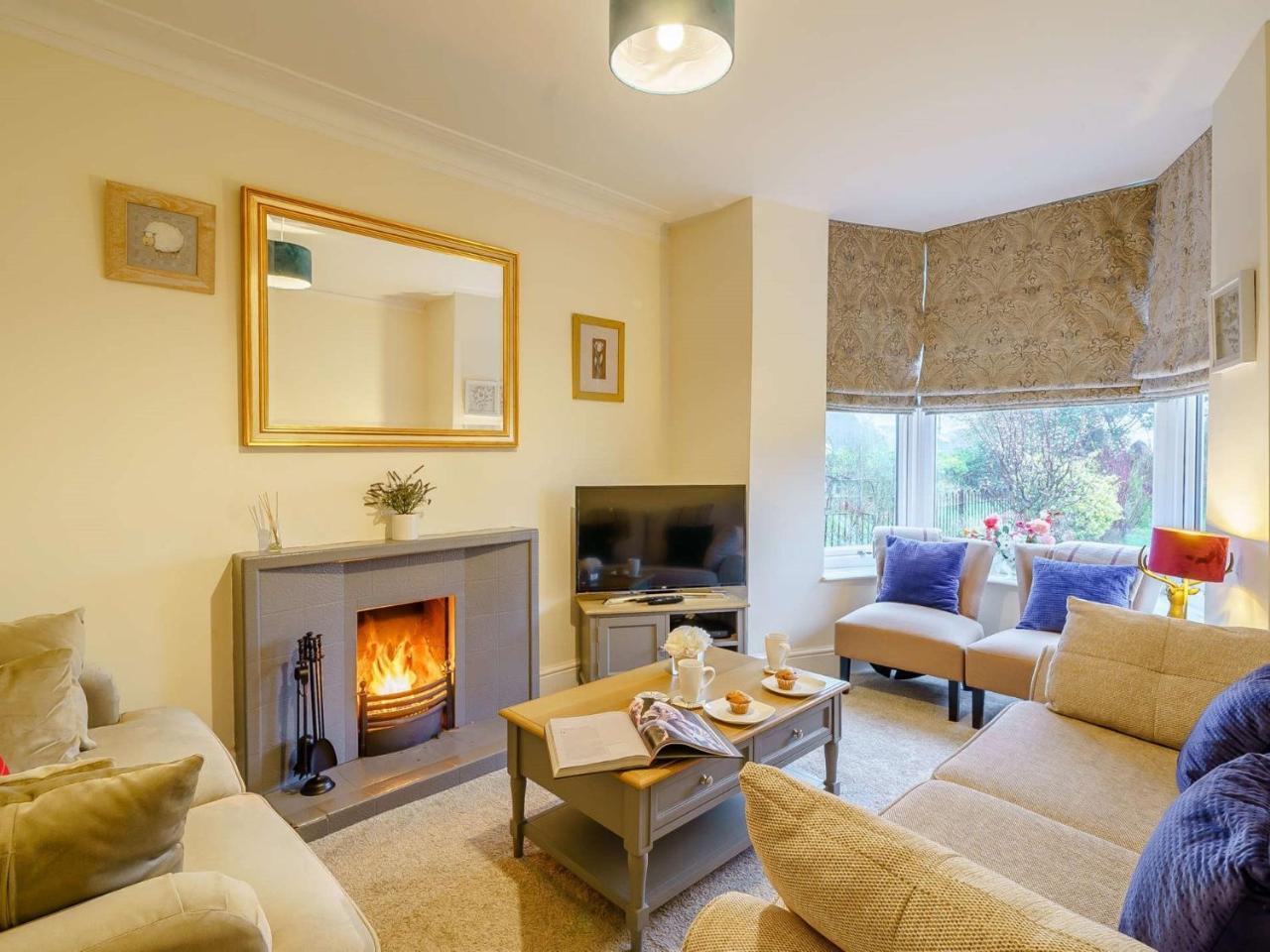 4 Bed in Foxfield 90412 - last minute hotel in Unknown City