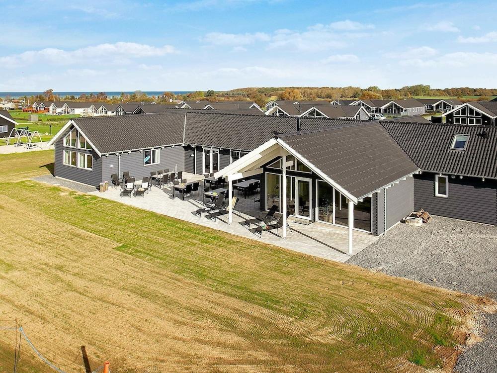 Luxury Retreat with Pool By Traum Ferienwohnungen — 4-Star Luxury Hotel in Bogense, Denmark