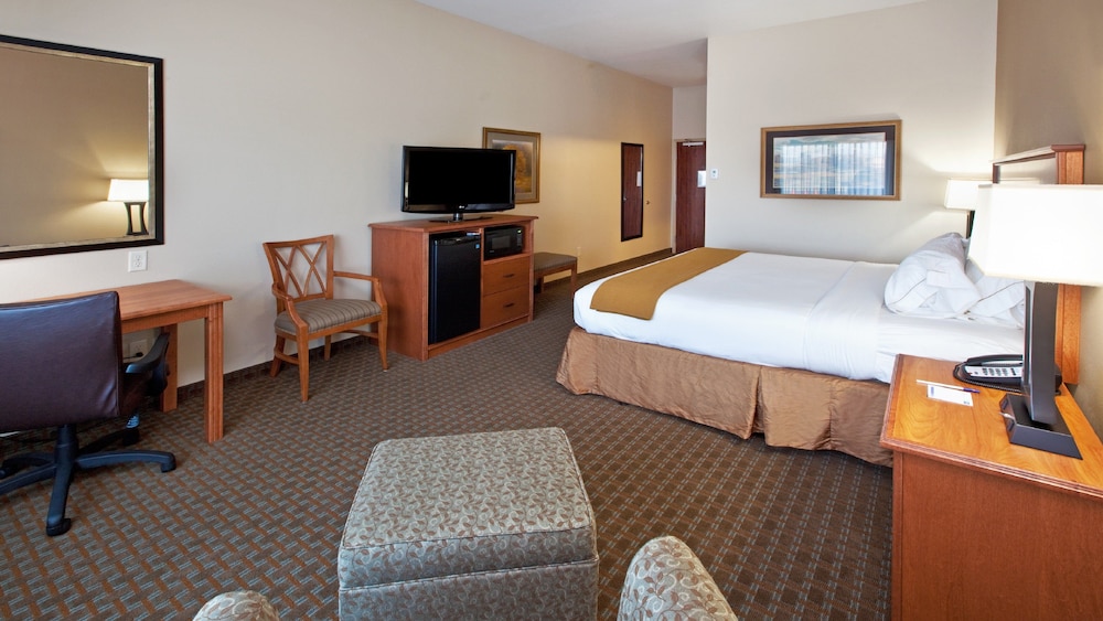 Holiday Inn Express and Suites Sioux Falls SW by IHG - photo 6