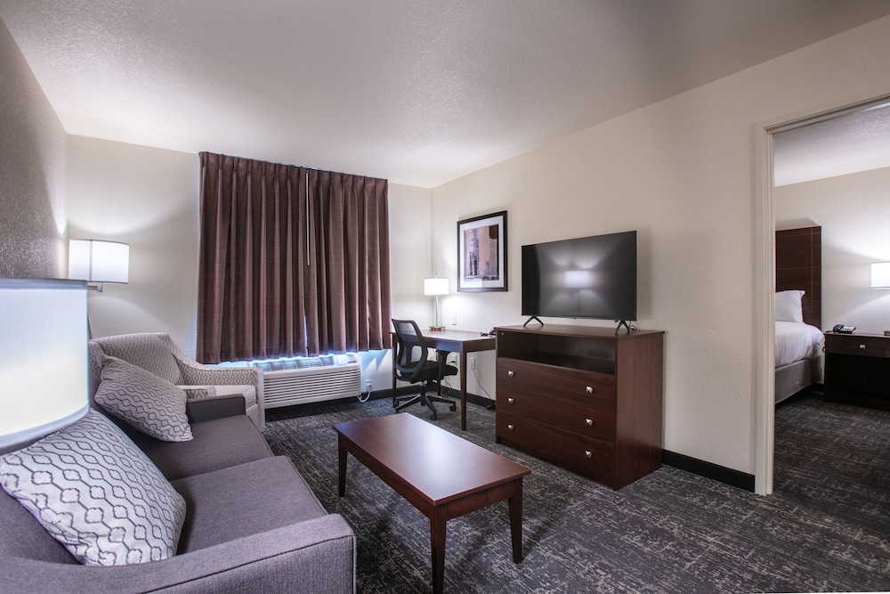 Cobblestone Inn & Suites Pine Bluffs - photo 15