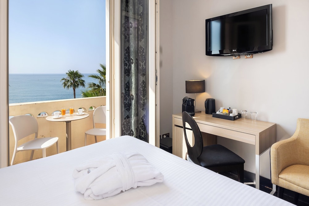 Hotel Royalmar — Cagnes-Sur-Mer — photo 4