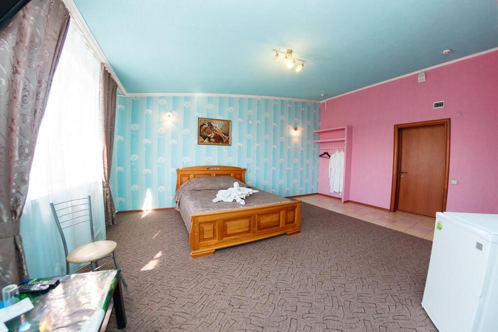 7 and I in Omsk in Kurgan, Russia