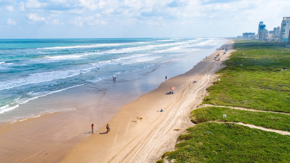 Holiday Inn Resort South Padre Island Beach Front by IHG - photo 209