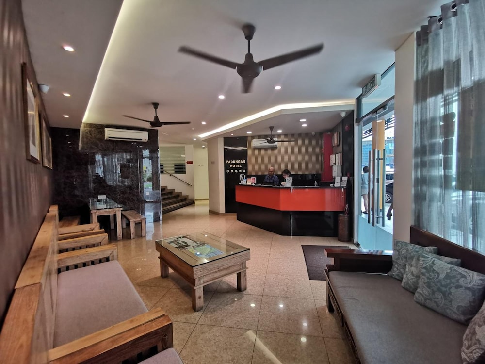 Padungan Hotel - carbon neutral hotel in Kuching