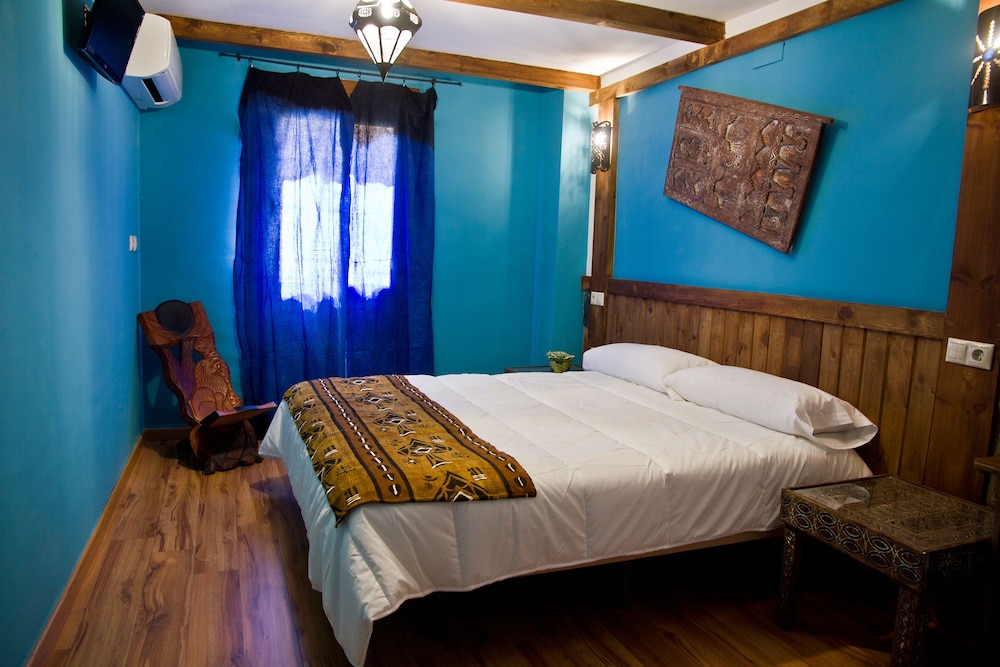Hotel Plaza - carbon neutral hotel in Cuenca